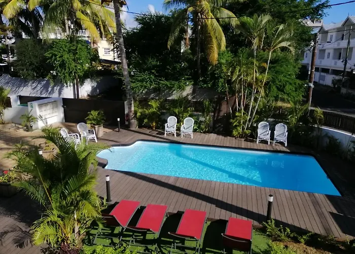 Les Cerisiers - Beach Apartment With Pool, Few Steps To The Beach
