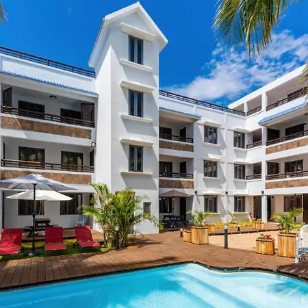 Les Cerisiers - Beach Apartment With Pool, Few Steps To The Beach Flic-en-Flacq Exterior foto