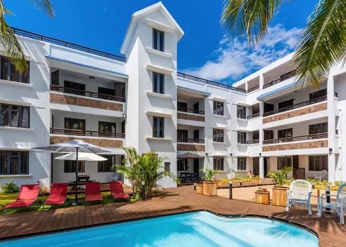 Les Cerisiers Cosy Flat, 50m to Flic-en-Flac beach