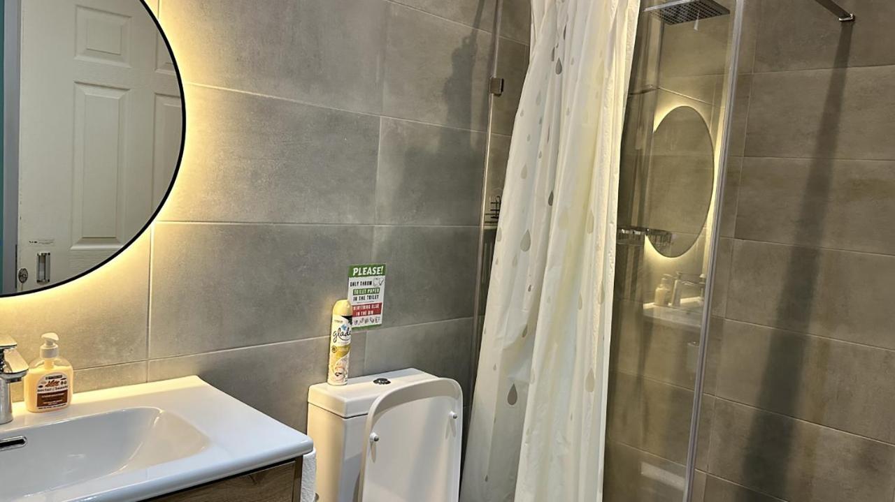 Apartment Les Cerisiers - With Pool, Few Steps To The Flic en Flac